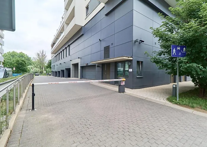 Apartments Odra Tower Wroclaw By Noclegi Renters